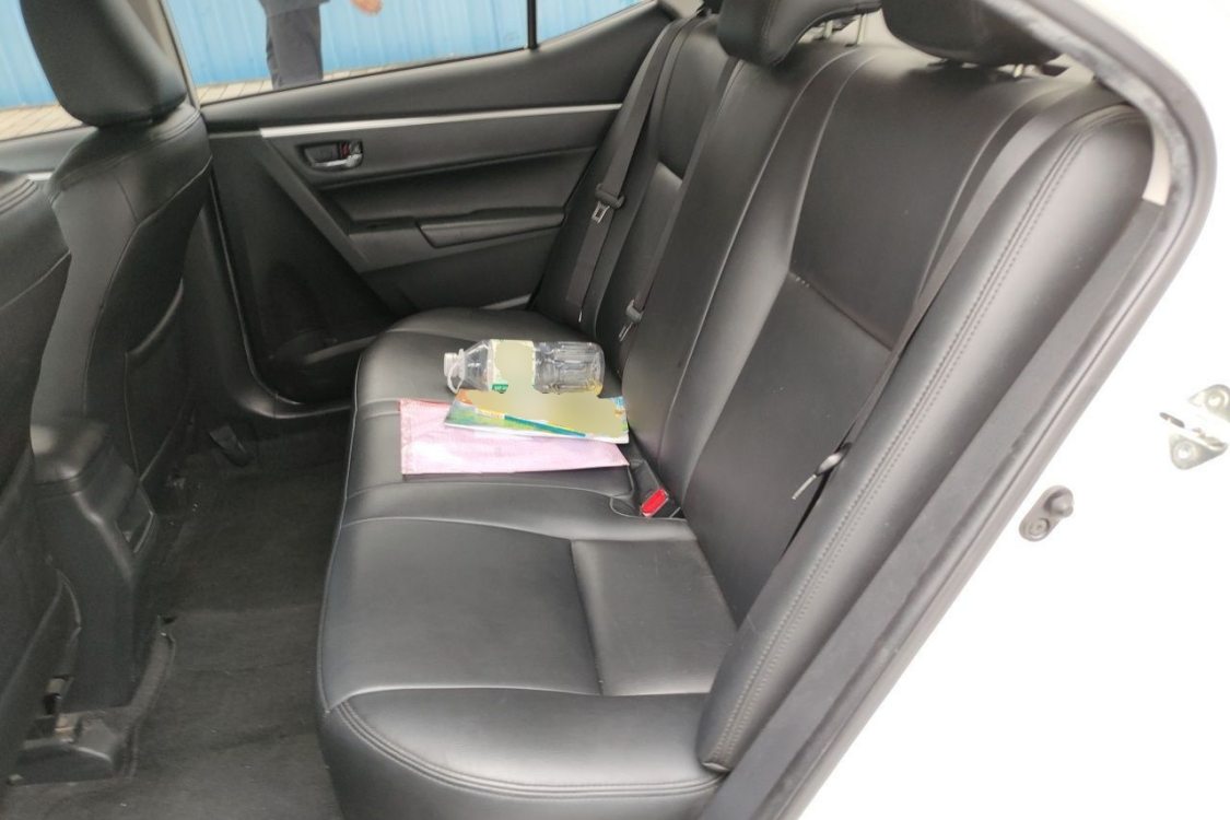 Toyota Corolla 2019 #9 Toyota Corolla 2019 car image #9