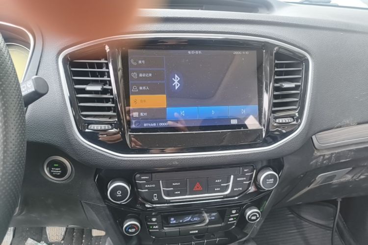 GEELY Vision X6 2017 car image #13