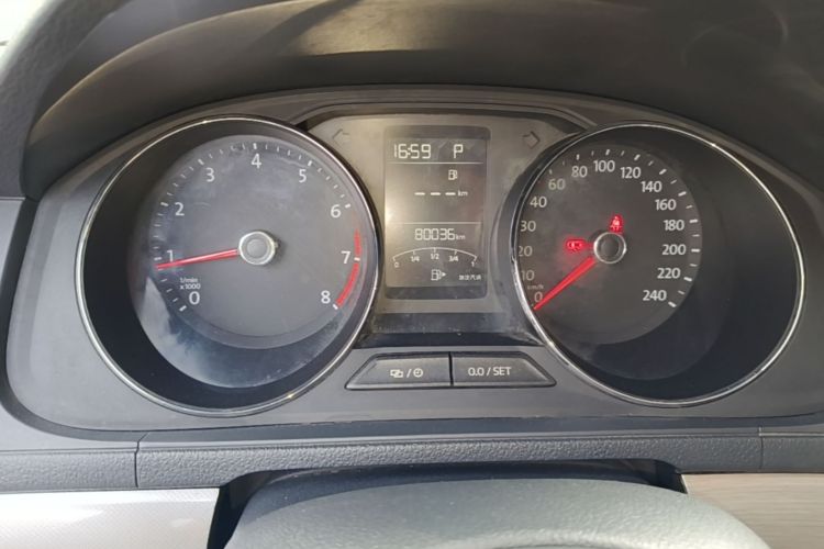 Volkswagen Lavida 2016 car image #12
