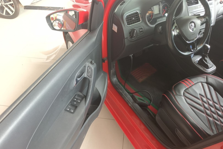 Volkswagen Polo 2017 #16 Volkswagen Polo 2017 car image #16