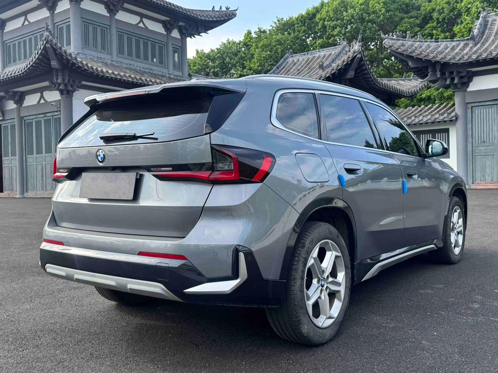 BMW X1 2023 car image #6