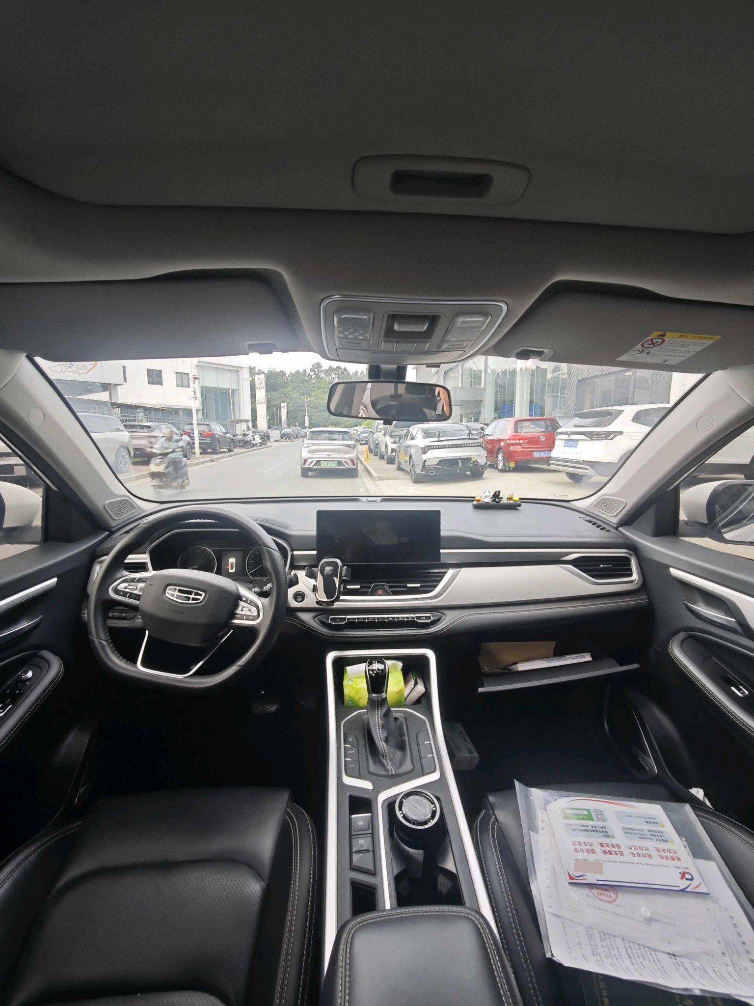 GEELY Vision X6 2021 صورة سيارة #9