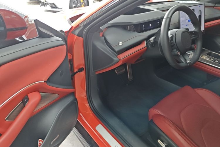 MI SU7 2024 car image #16