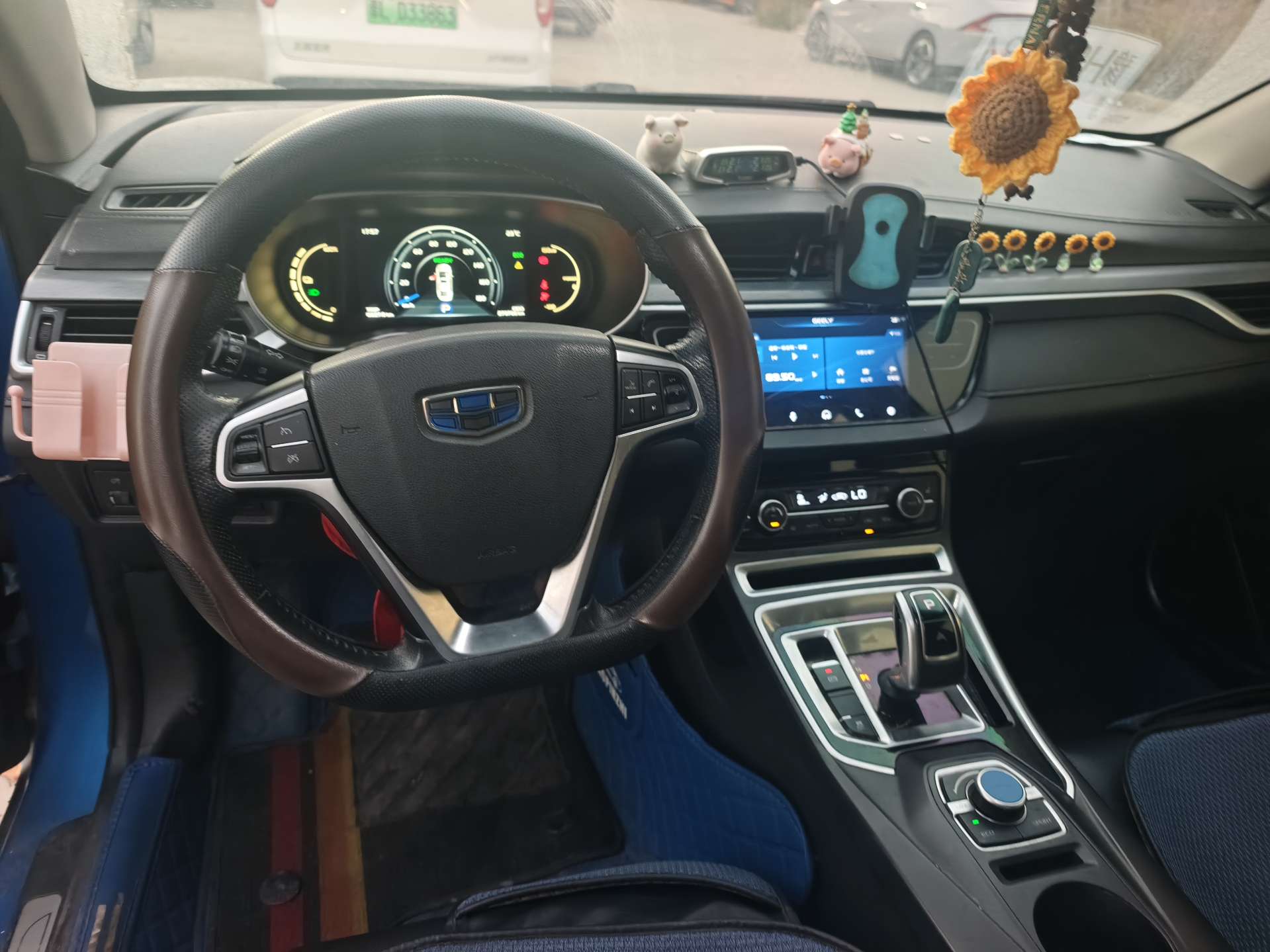 GEELY Emgrand New Energy 2018 car image #8