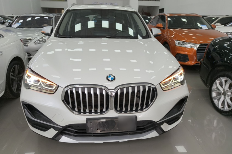 BMW X1 2021 #3 BMW X1 2021 car image #3