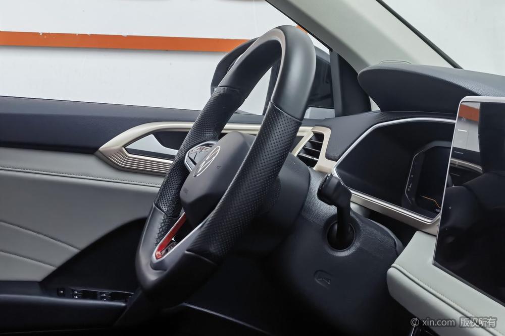Volkswagen Tharu 2023 car image #16