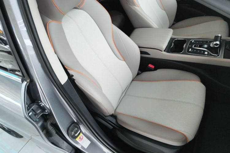 BYD Yuan Plus 2024 immagine di auto #24