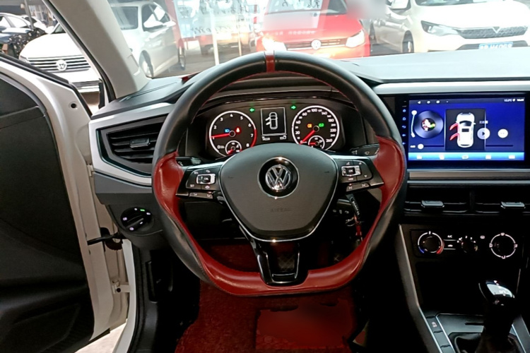 Volkswagen Polo 2020 car image #15