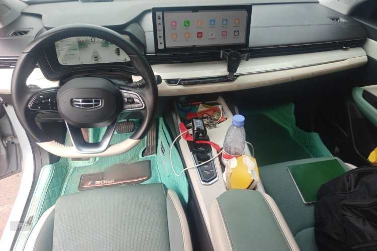 GEELY Emgrand L HiP 2022 imagen de coche #11