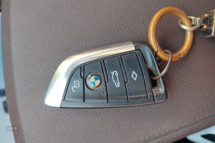 BMW 3 Series 2021 #10 BMW 3 Series 2021 immagine di auto #10