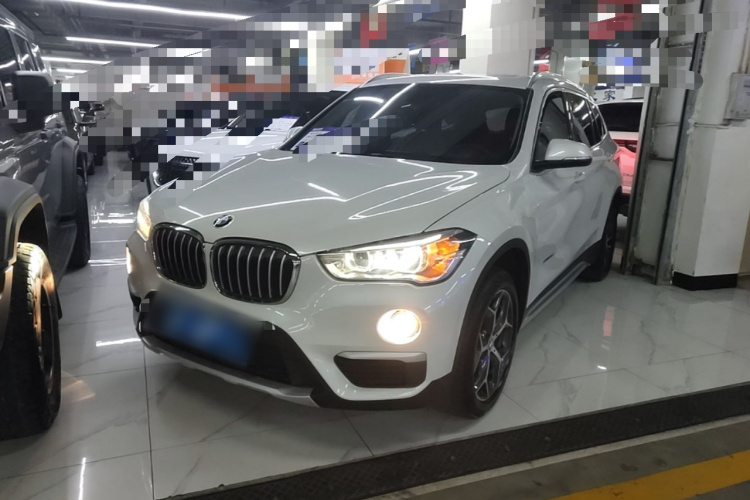 BMW X1 2018 #2 BMW X1 2018 car image #2
