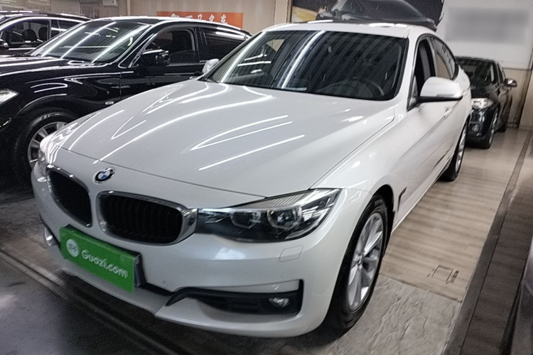 BMW 3 Series GT 2018 car image #2