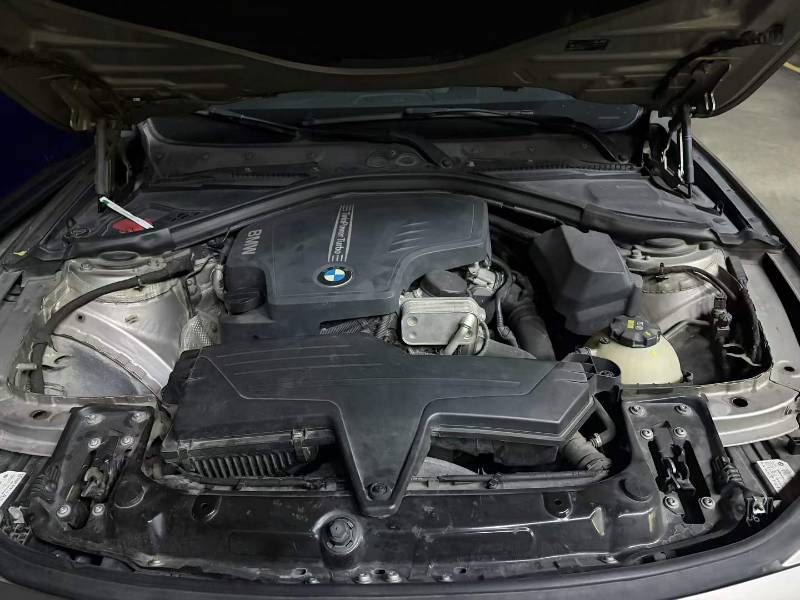 BMW 3 Series 2016 car image #3