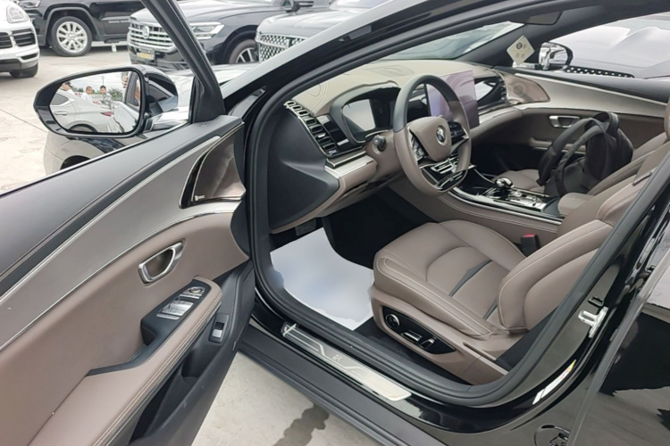 BYD Han 2021 car image #16