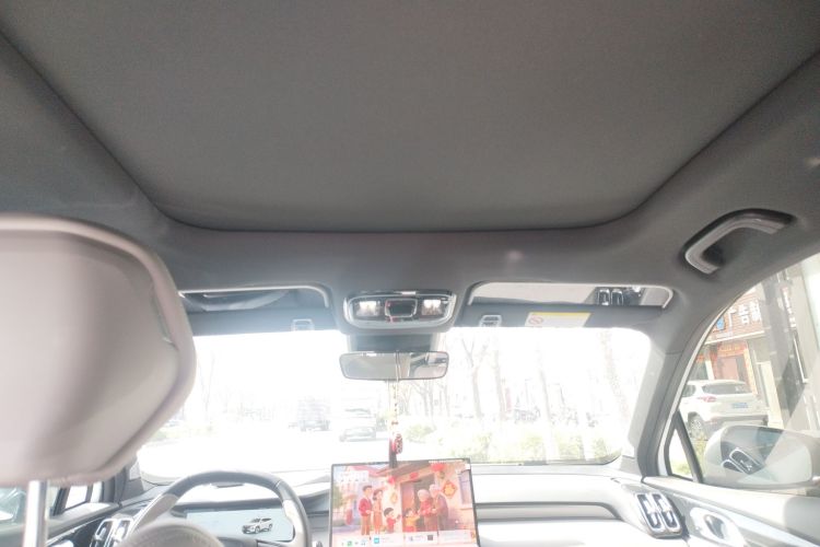 GEELY Boyue L 2025 image de voiture #16