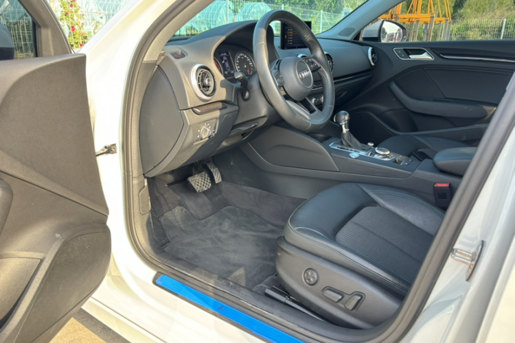 Audi A3 2019 #11 Audi A3 2019 car image #11