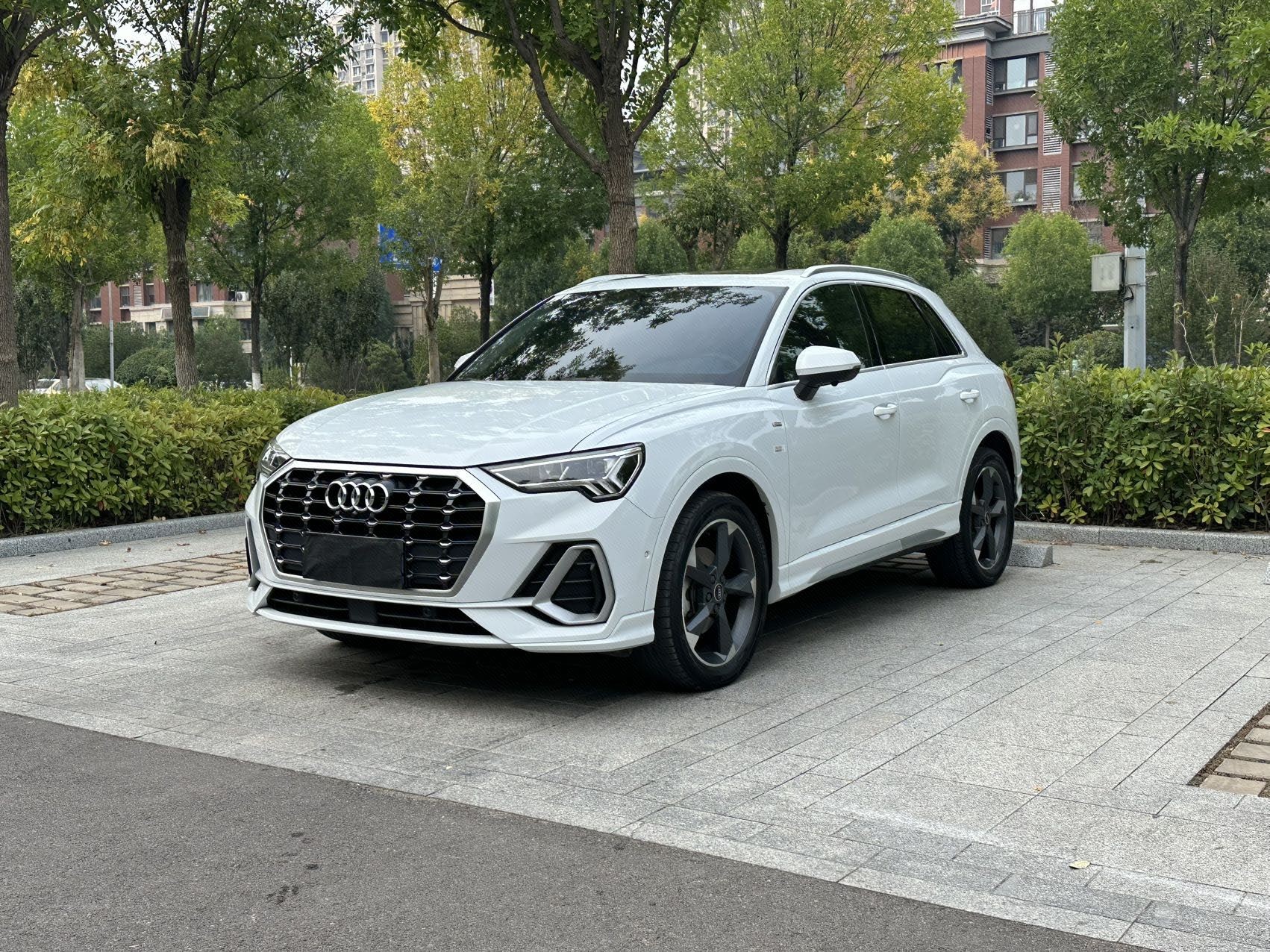 2022 2022 car image