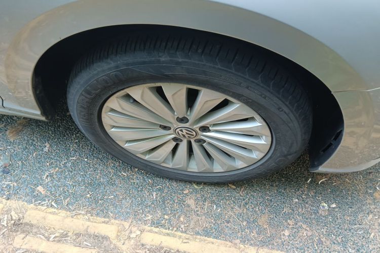Volkswagen Lavida 2020 car image #9