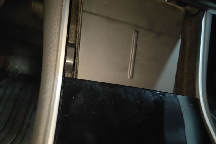 Tesla Model 3 2020 car image #9