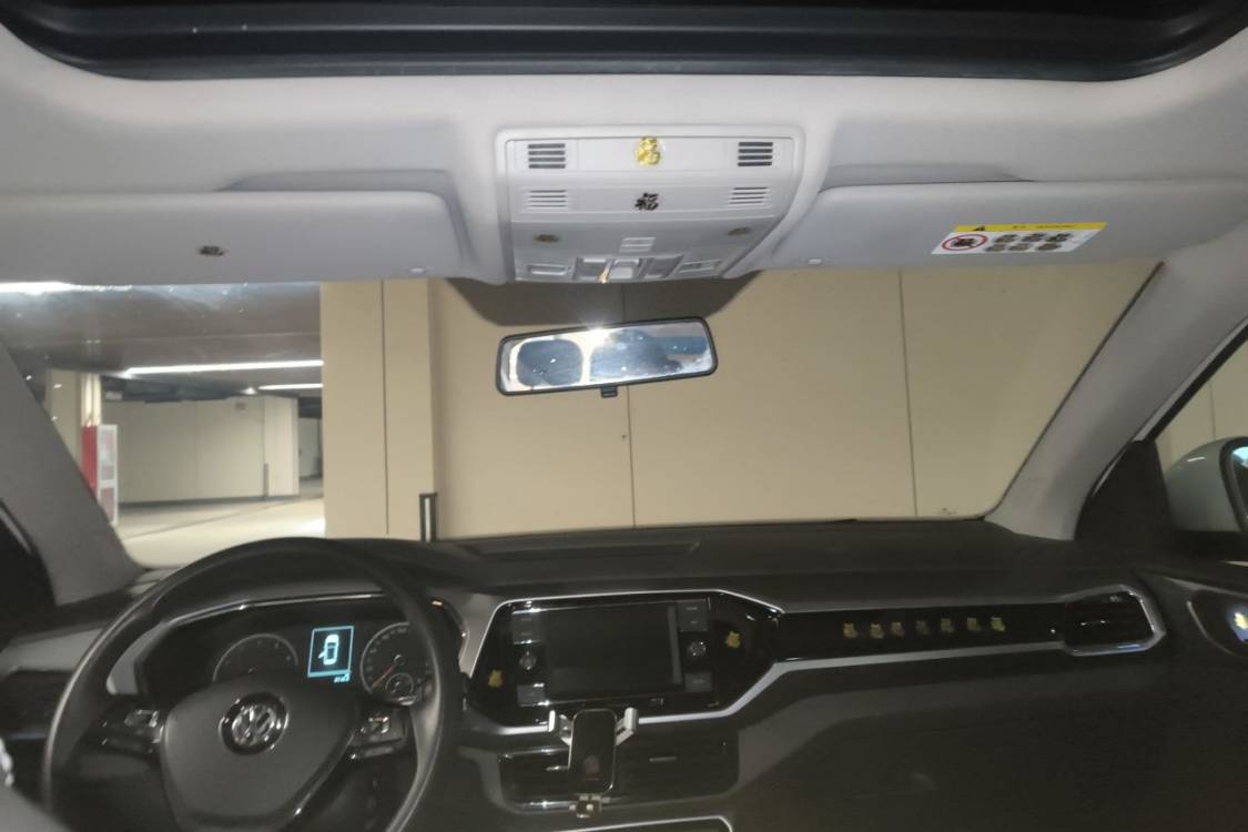 Volkswagen T-Cross 2019 car image #20