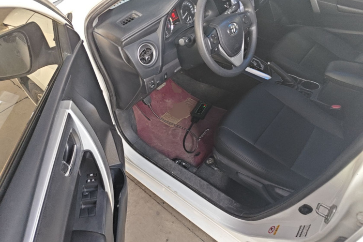 Toyota Corolla 2017 #16 Toyota Corolla 2017 car image #16