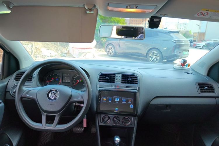 Volkswagen Polo 2018 image de voiture #10