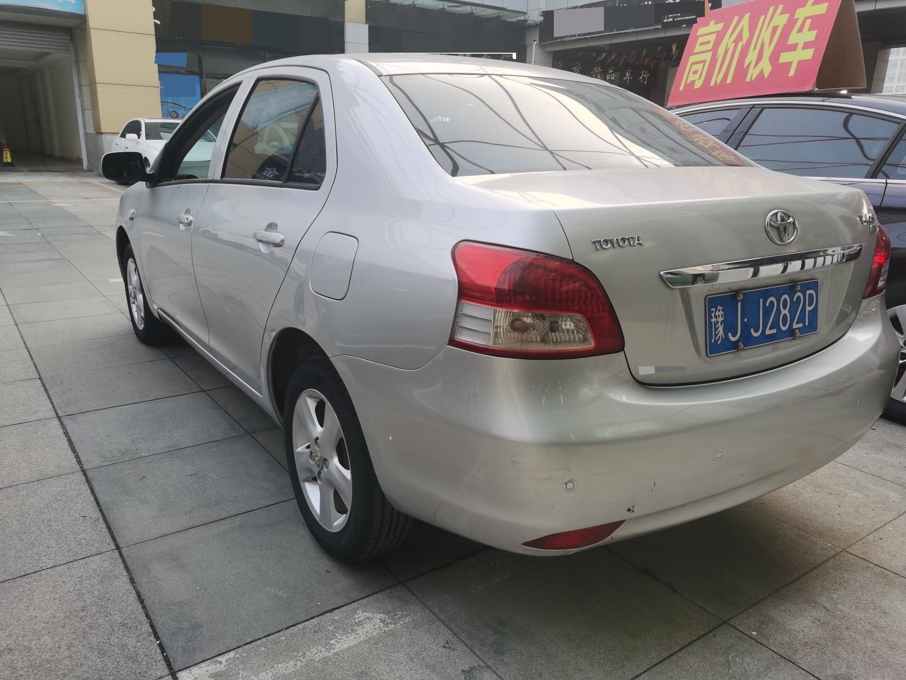 Toyota Vios 2010 изображение автомобиля #7