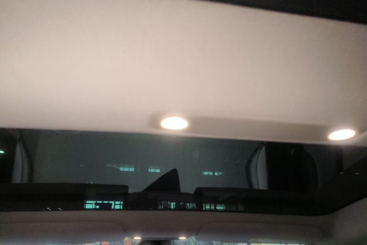 Tesla Model 3 2021 car image #20