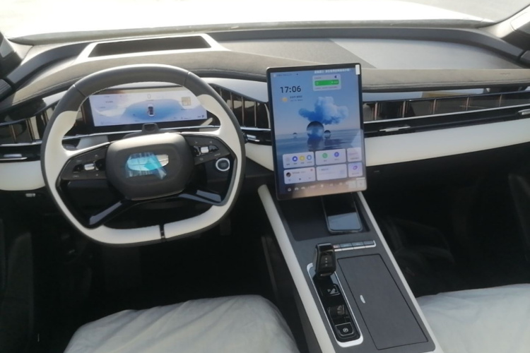 GEELY Boyue L 2026 immagine di auto #11