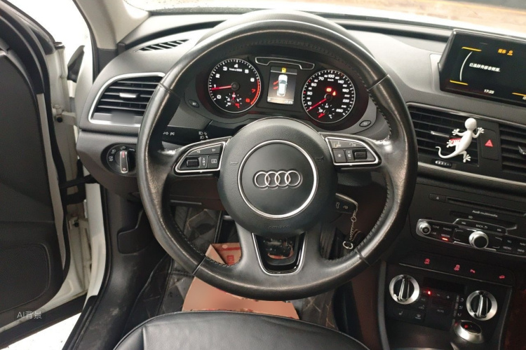 Audi Q3 2016 #12 Audi Q3 2016 car image #12
