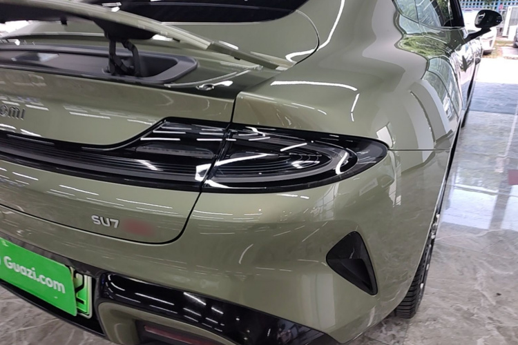 MI SU7 2024 car image #8