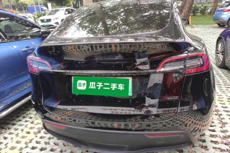 Tesla Model Y 2021 #6 Tesla Model Y 2021 car image #6