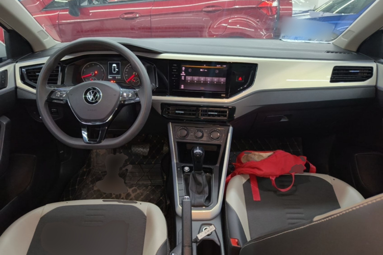 Volkswagen Polo 2021 car image #10