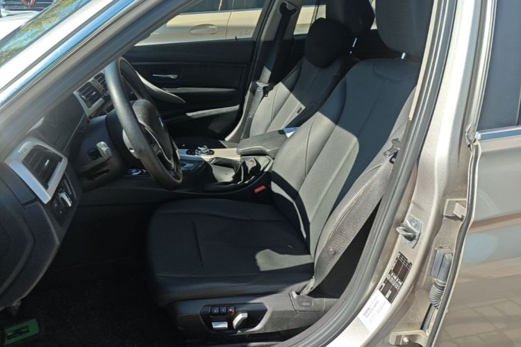BMW 3 Series 2016 #15 BMW 3 Series 2016 immagine di auto #15