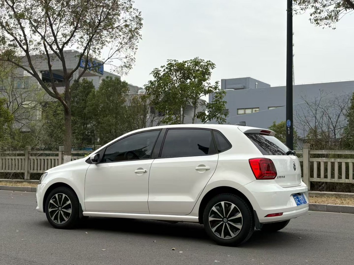 Volkswagen Polo 2017 #7 Volkswagen Polo 2017 car image #7