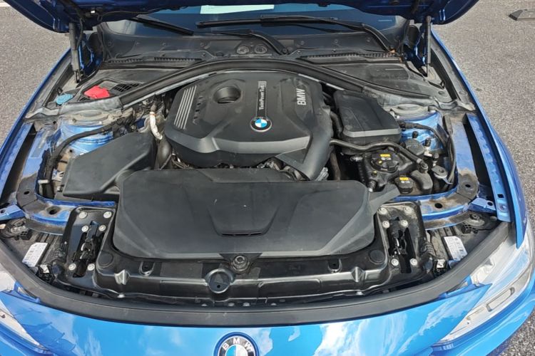 BMW 3 Series 2018 #22 BMW 3 Series 2018 car image #22