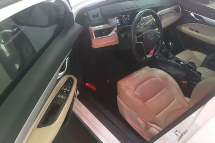 GEELY Emgrand 2018 #12 GEELY Emgrand 2018 car image #12
