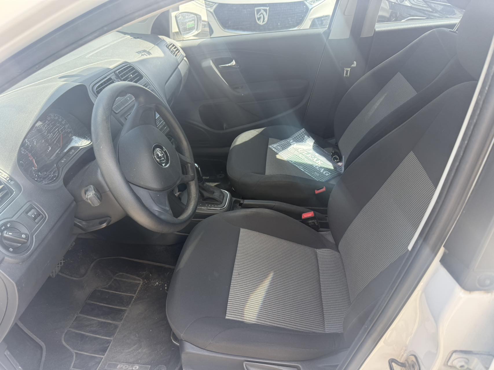 Volkswagen Polo 2016 car image #4