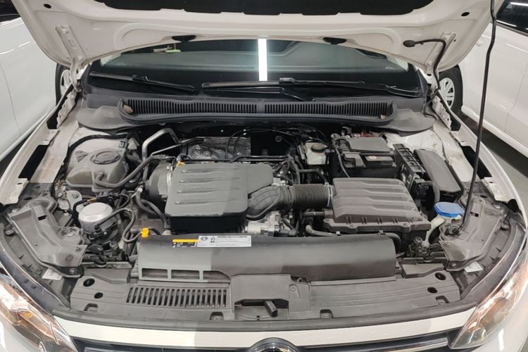 Volkswagen Polo 2021 car image #20