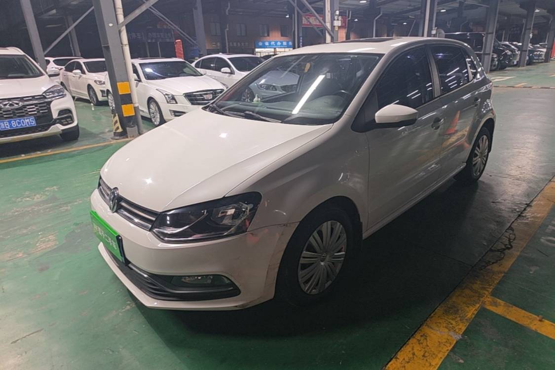 Volkswagen Polo 2017 immagine di auto 
