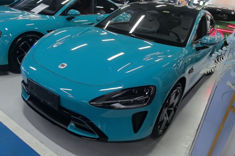 MI SU7 2025 car image #2