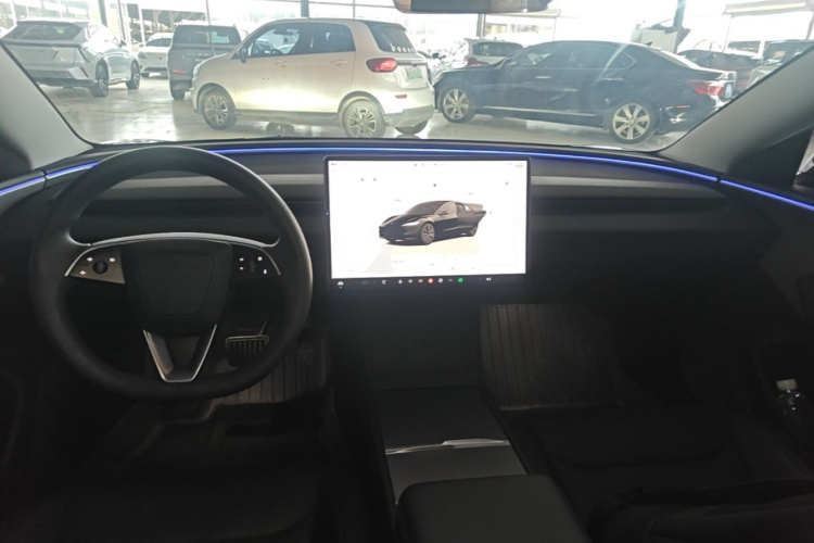 Tesla Model 3 2024 #10 Tesla Model 3 2024 car image #10