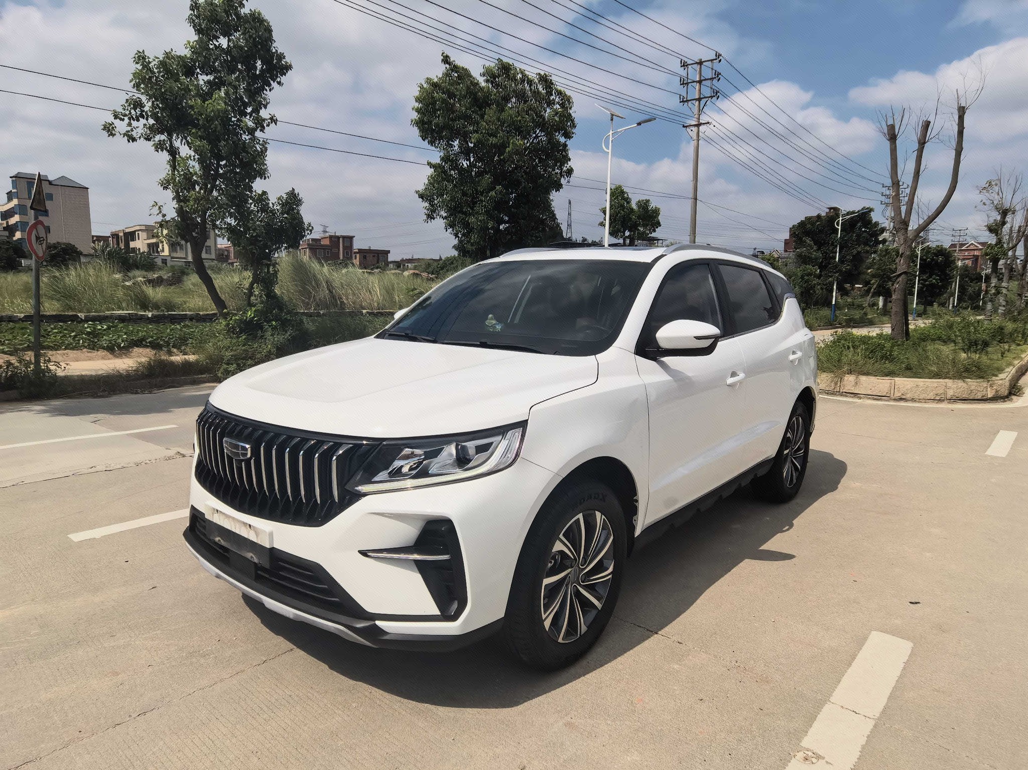 GEELY Vision X6 2023 car image 