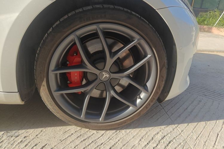 Tesla Model 3 2022 car image #9