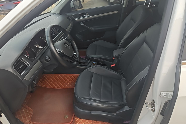 Volkswagen Lavida 2016 car image #15
