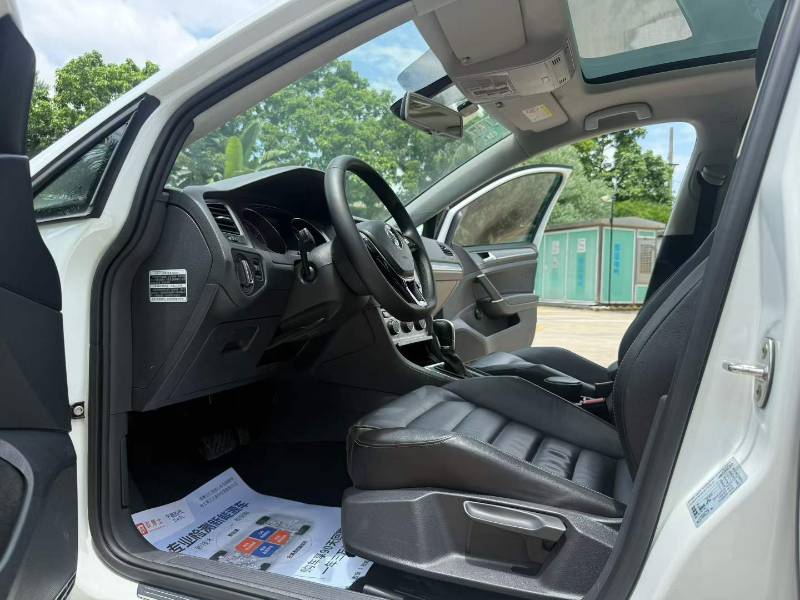 Volkswagen Golf 2016 car image #7