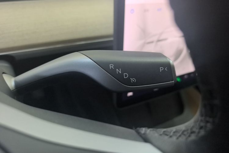 Tesla Model 3 2021 #14 Tesla Model 3 2021 car image #14