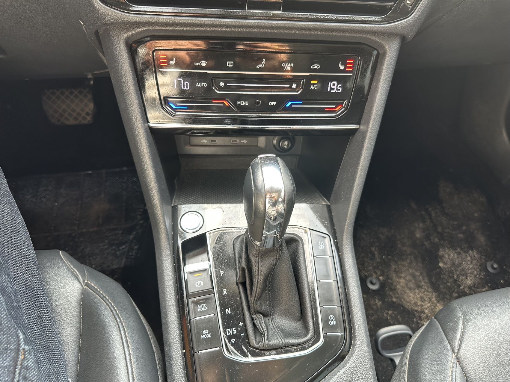 Volkswagen Tharu 2022 imagem de carro #9