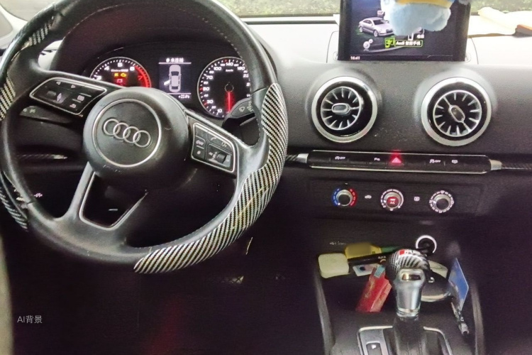 Audi A3 2018 car image #11