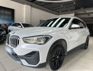 BMW X1 2020 汽车图片 